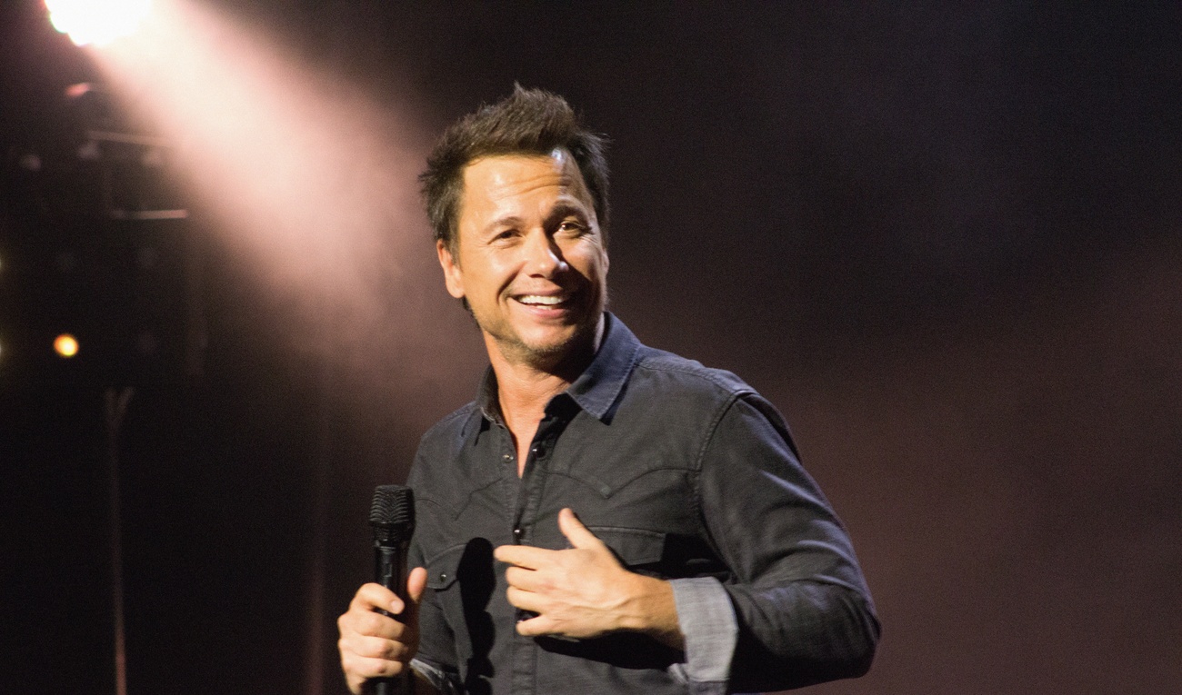 V confirme enfin son animateur de fin de soirée