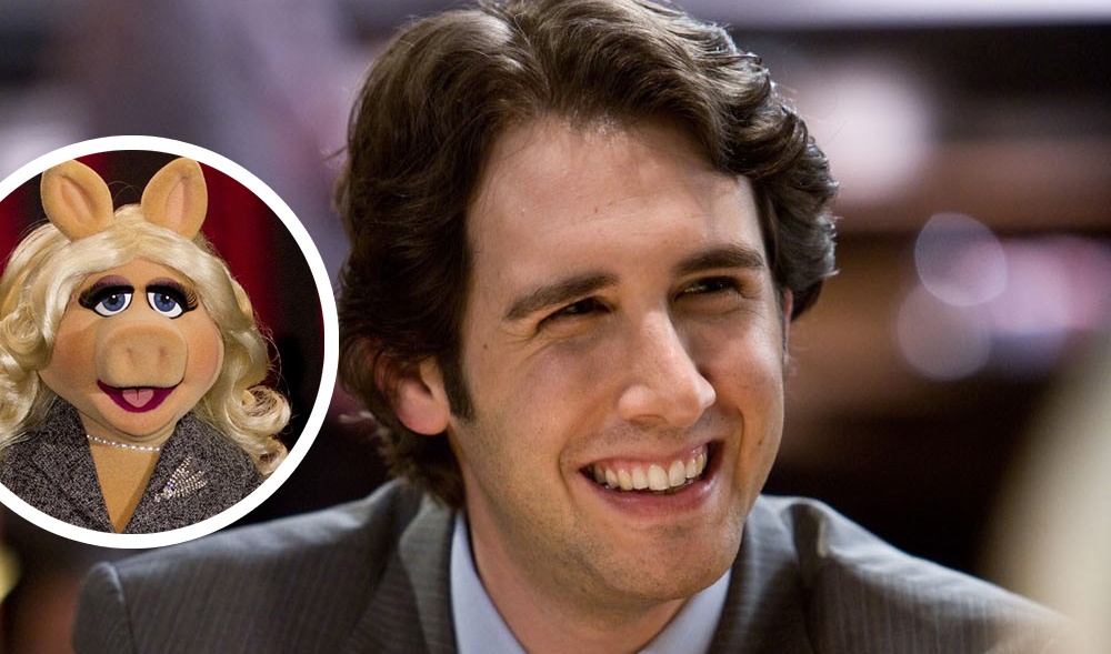Miss Piggy confirme qu'elle fréquente officiellement le chanteur Josh Groban