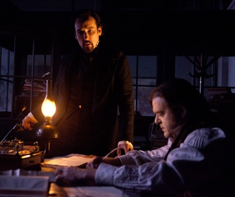 Une scène du film The Raven