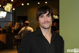 Sur le tapis rouge de 2 Frogs dans l'ouest