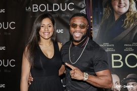 Sur le tapis rouge du film La Bolduc