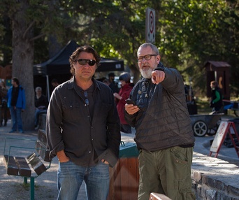 Sur le plateau du film The Right Kind of Wrong