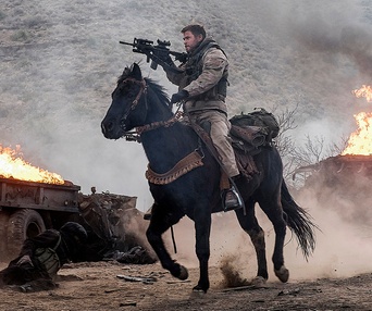 Une scène du film 12 Strong