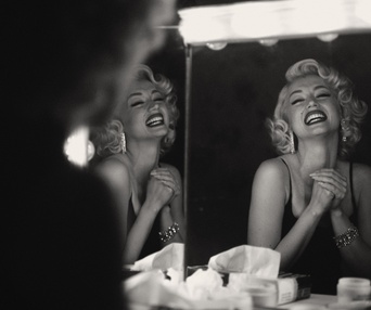 Une scène du film Blonde