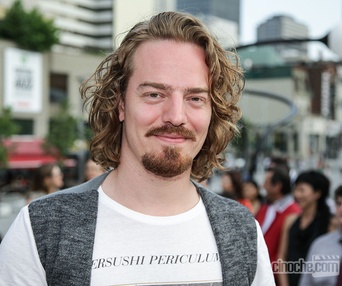 Sur le tapis rouge de Louis Cyr : L'homme le plus fort du monde