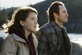 Une scène du film Une jeune fille