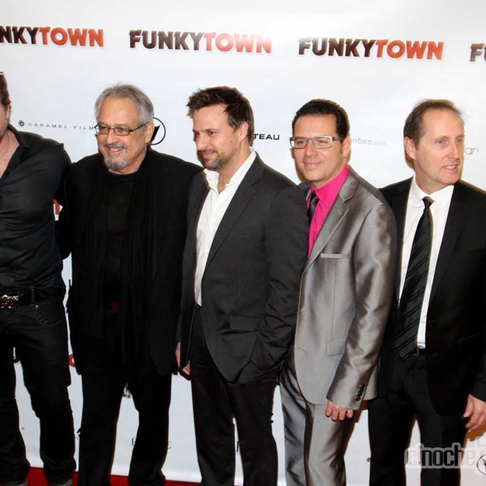 Sur le tapis rouge du film Funkytown