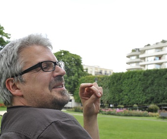 Sur le plaeteau du film Attila Marcel