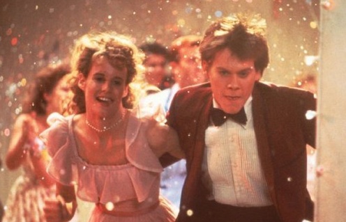Lori Singer et Kevin Bacon dans Footloose