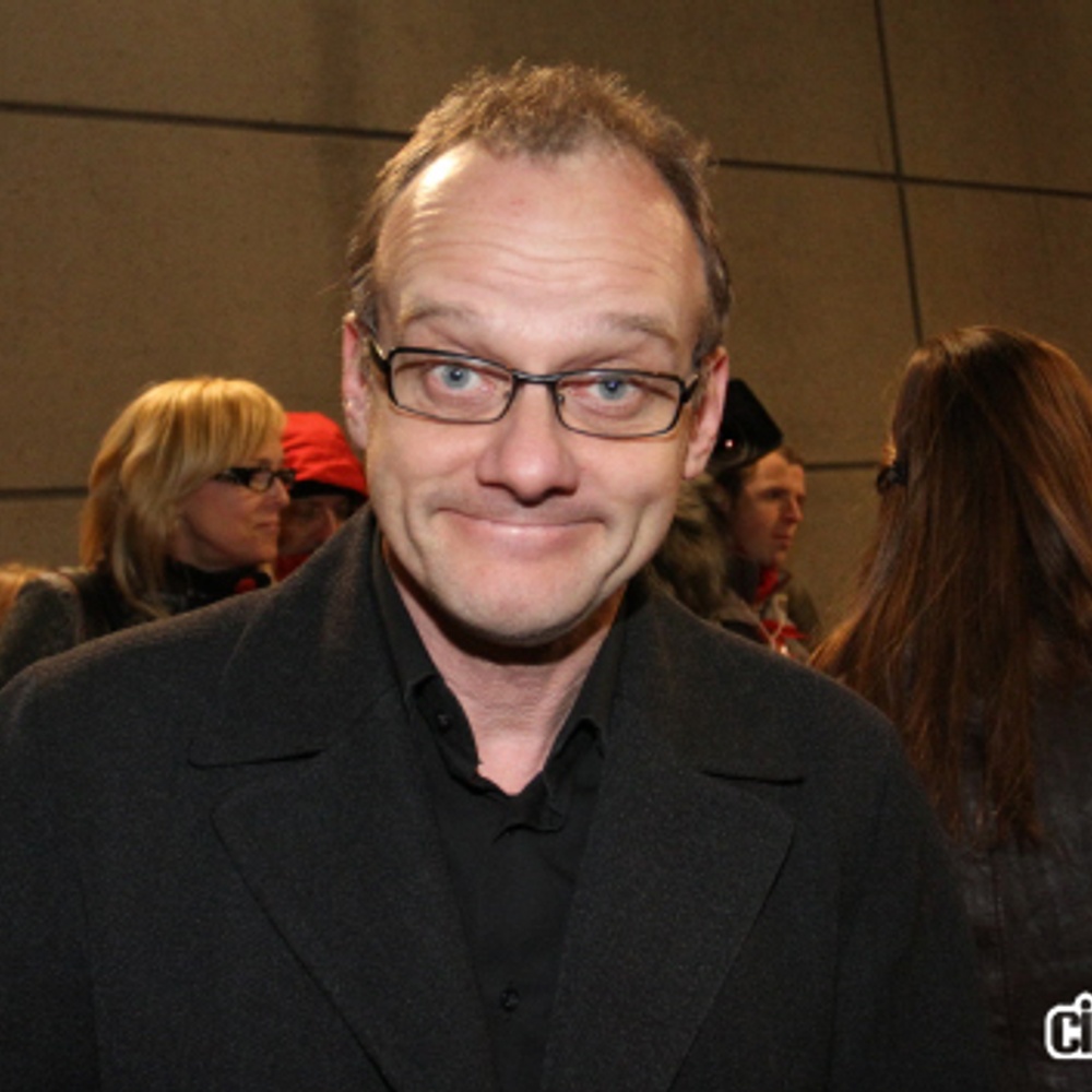 Pierre Verville sur le tapis rouge de Pour toujours... les Canadiens