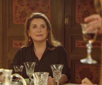 Une scène du film Fête de famille
