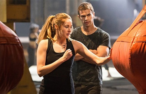 Shailene Woodley et Theo James dans Divergent
