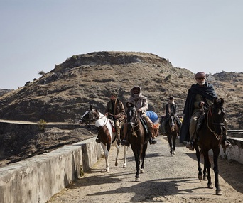Une scène du film Les cowboys