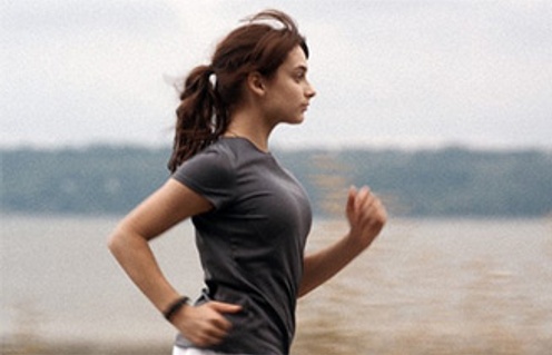 Sophie Desmarais dans Sarah préfère la course