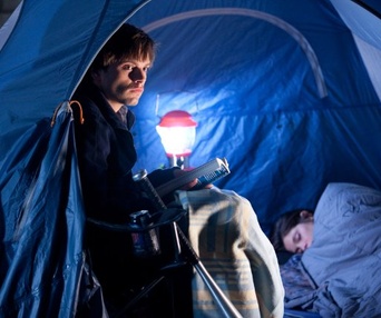 Une scène du film The Apparition