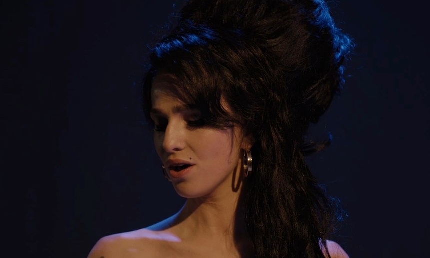 Un premier aperçu du drame biographique consacré à Amy Winehouse