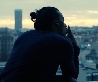 Une scène du film Lola Pater