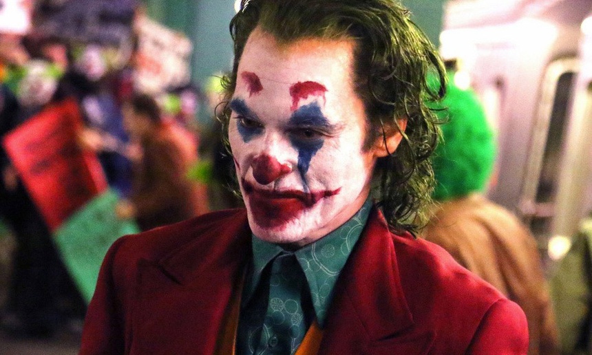 Une première affiche du film Joker avec Joaquin Phoenix