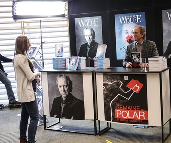 Sur le plateau de Les maîtres du suspense