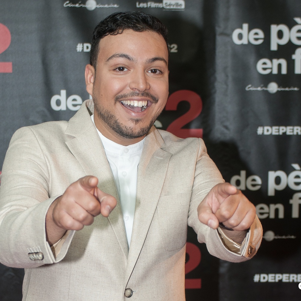 Sur le tapis rouge du film De père en flic 2