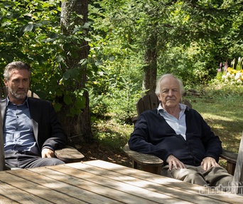 Sur le plateau de L'autre maison