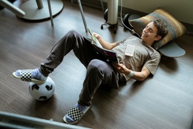 Une scène du film Five Feet Apart Une scène du film Five Feet Apart