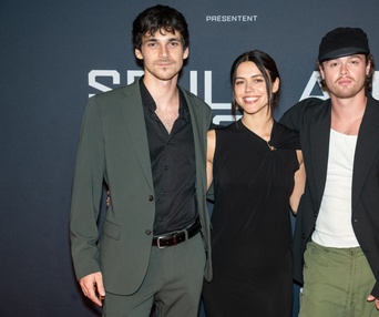 Première du film Seule au front (Out Standing)