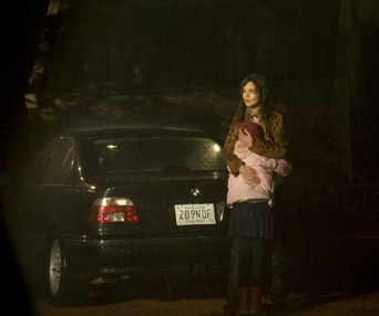 Une scène du film Don't Be Afraid of the Dark