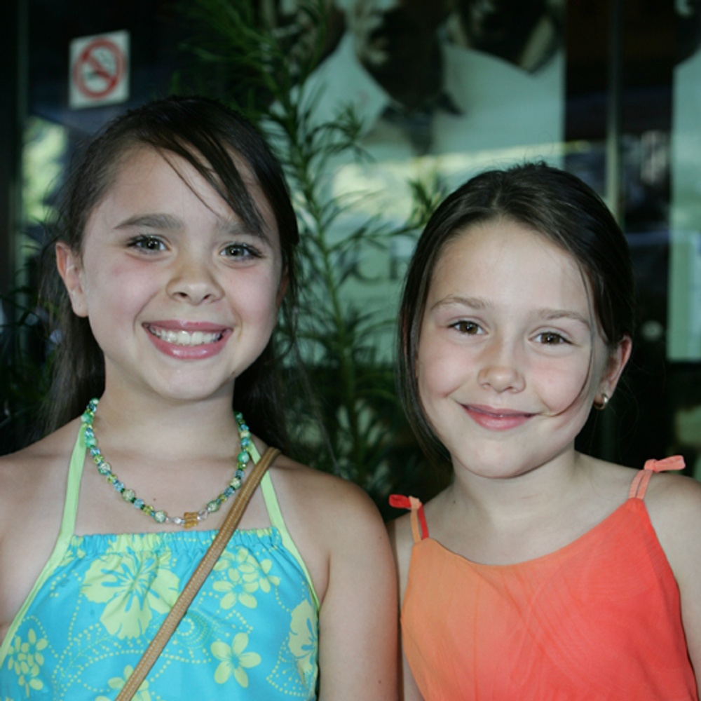 Juliette Martin et Mariane Lalumière sur le tapis rouge des 3 p'tits cochons