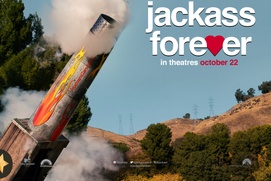 Affiche du film Jackass Forever Affiche du film Jackass Forever