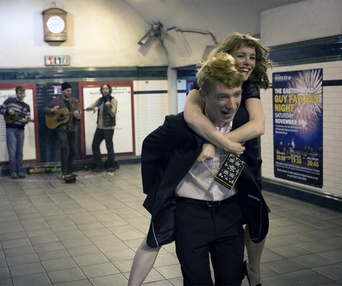 Une scène du film About Time