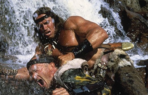 Arnold Schwarzenegger et Tracey Walter dans Conan the Destroyer