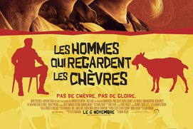 Affiche du film Les hommes qui regardent les chèvres Affiche du film Les hommes qui regardent les chèvres
