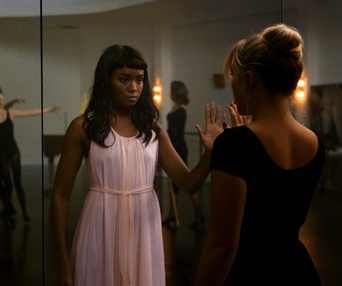 Une scène du film Don't Worry Darling