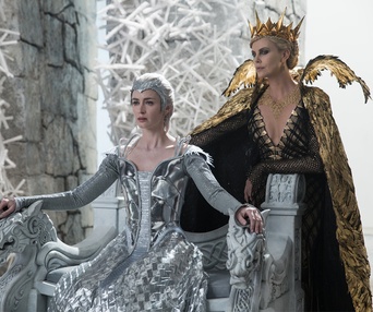 Une scène du film The Huntsman Winter's War