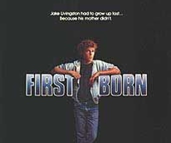Affiche du film First Born
