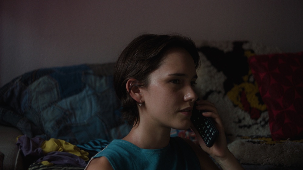 Images du film Ailleurs la nuit