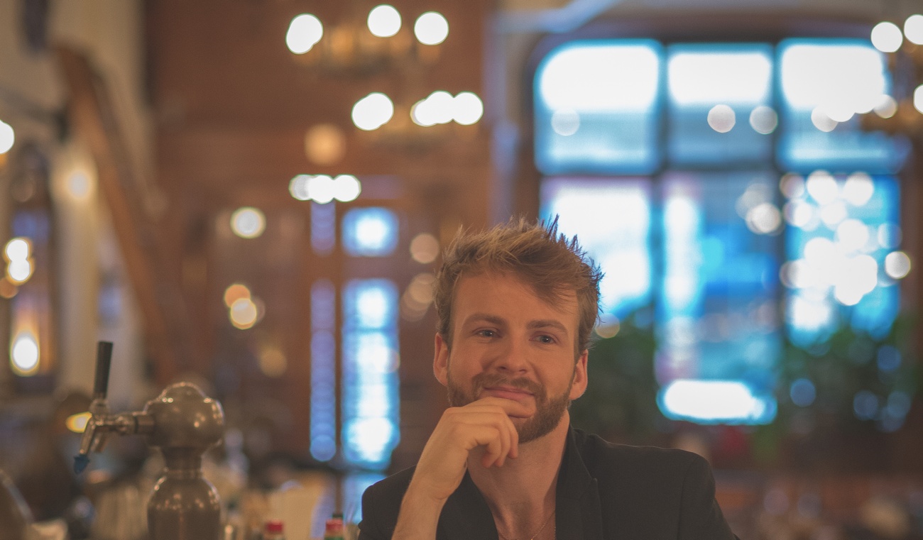 Yoan revient sous les feux de la rampe avec un nouvel extrait, « Sans fin »