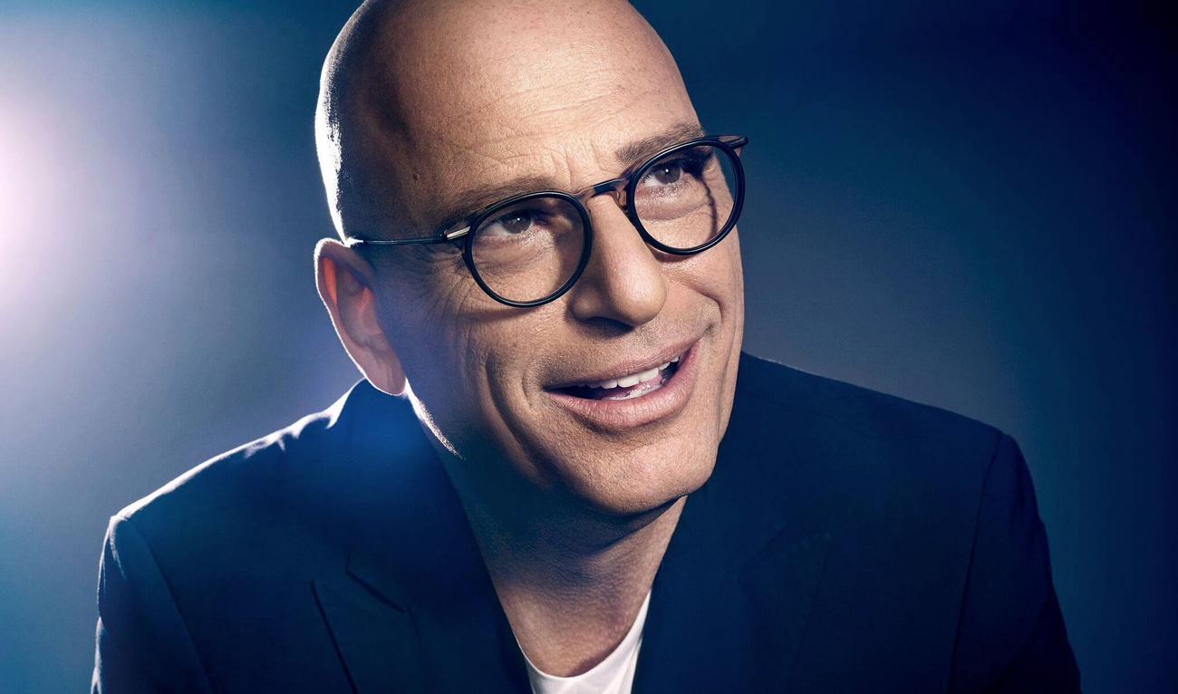 L'animateur Howie Mandel devient le copropriétaire de Juste pour rire