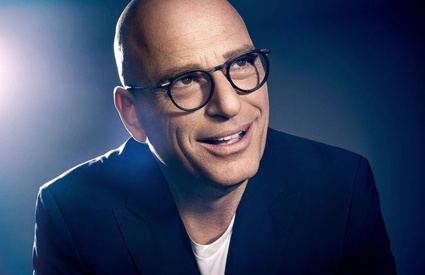 L'animateur Howie Mandel devient le copropriétaire de Juste pour rire