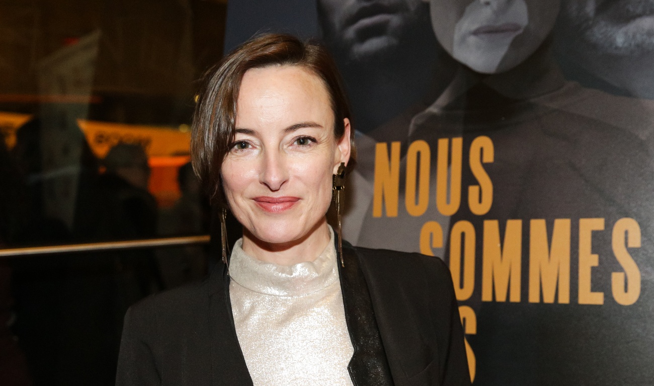 Pascale Bussières était splendide sur le tapis rouge de Nous sommes les autres