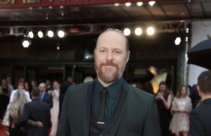 Éric Salvail tente de trouver une âme soeur à Michèle Richard cette semaine