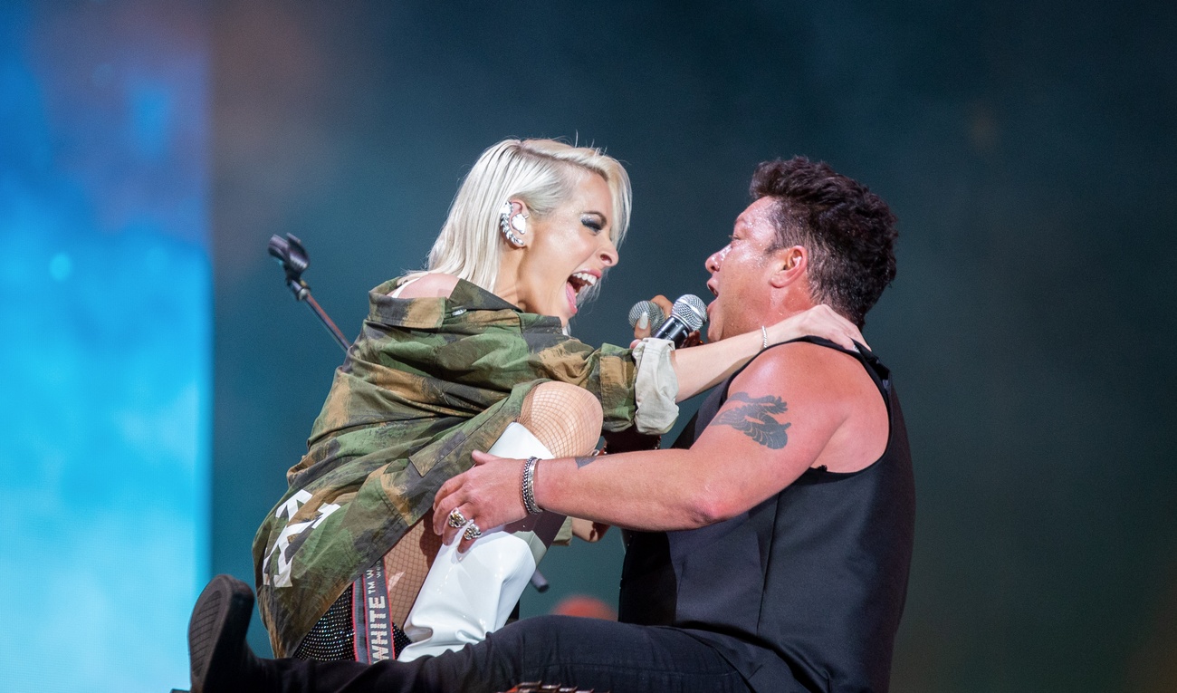 Image de l'article Marie-Mai chante «Shallow» en duo avec Éric Lapointe sur scène