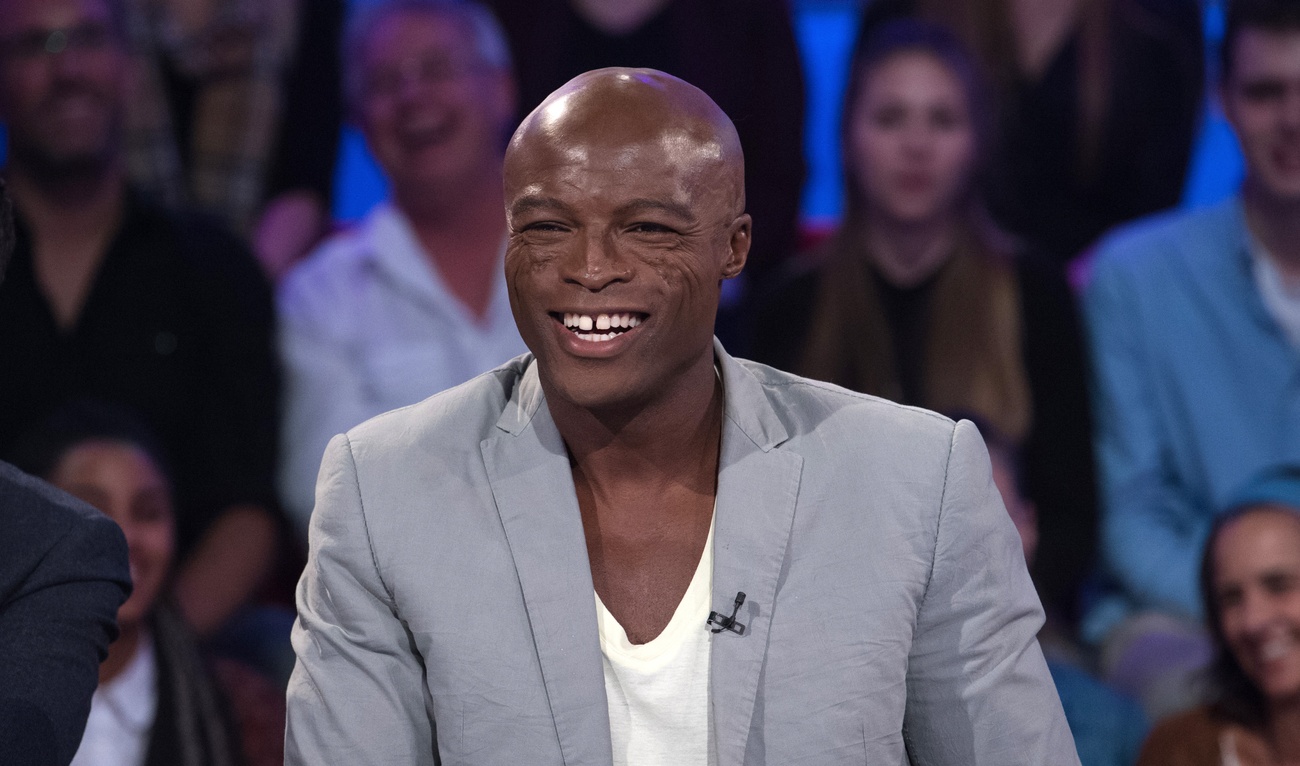 Vidéo : Seal se met à chanter avec un artiste de rue en plein Montréal