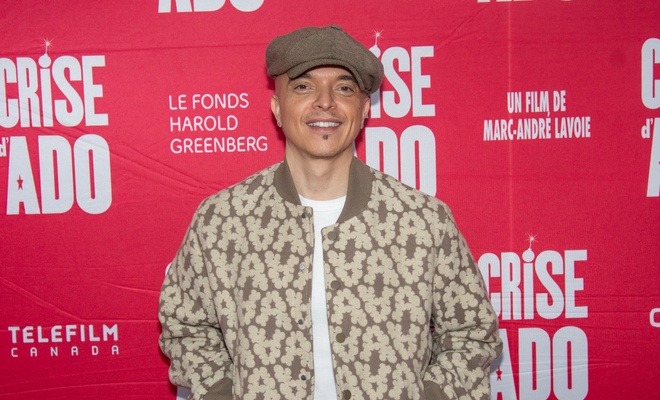 Image de l'article Rachid Badouri rend un bouleversant hommage à sa mère décédée