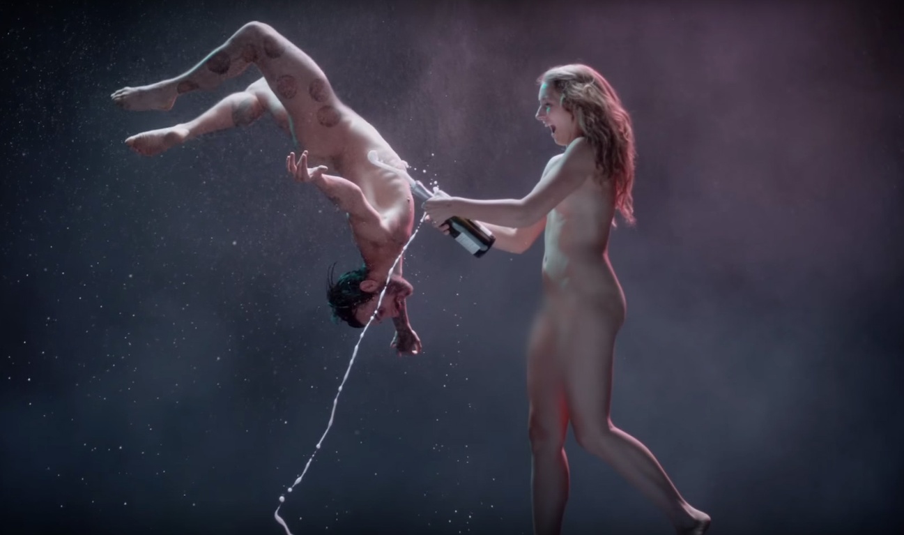 Une adaptation québécoise de Célibataires et nus en pourparlers