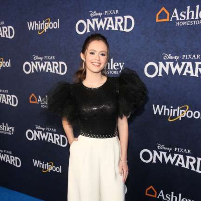 Sur le tapis rouge de la première mondiale de Onward