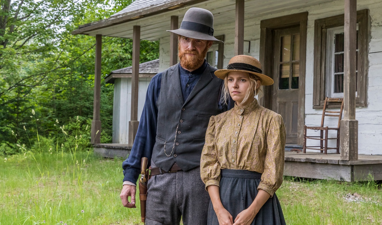 Les artistes de la série Les pays d'en haut dévoilent le plateau de la saison 3