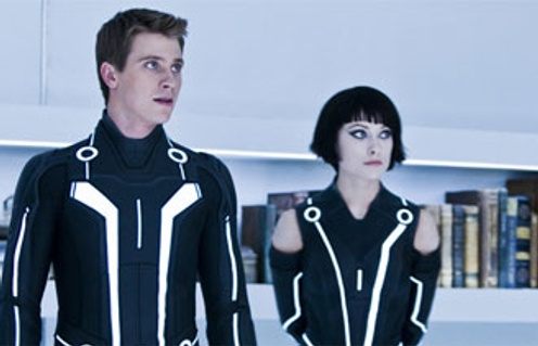 Garrett Hedlund et Olivia Wilde dans le film TRON: Legacy