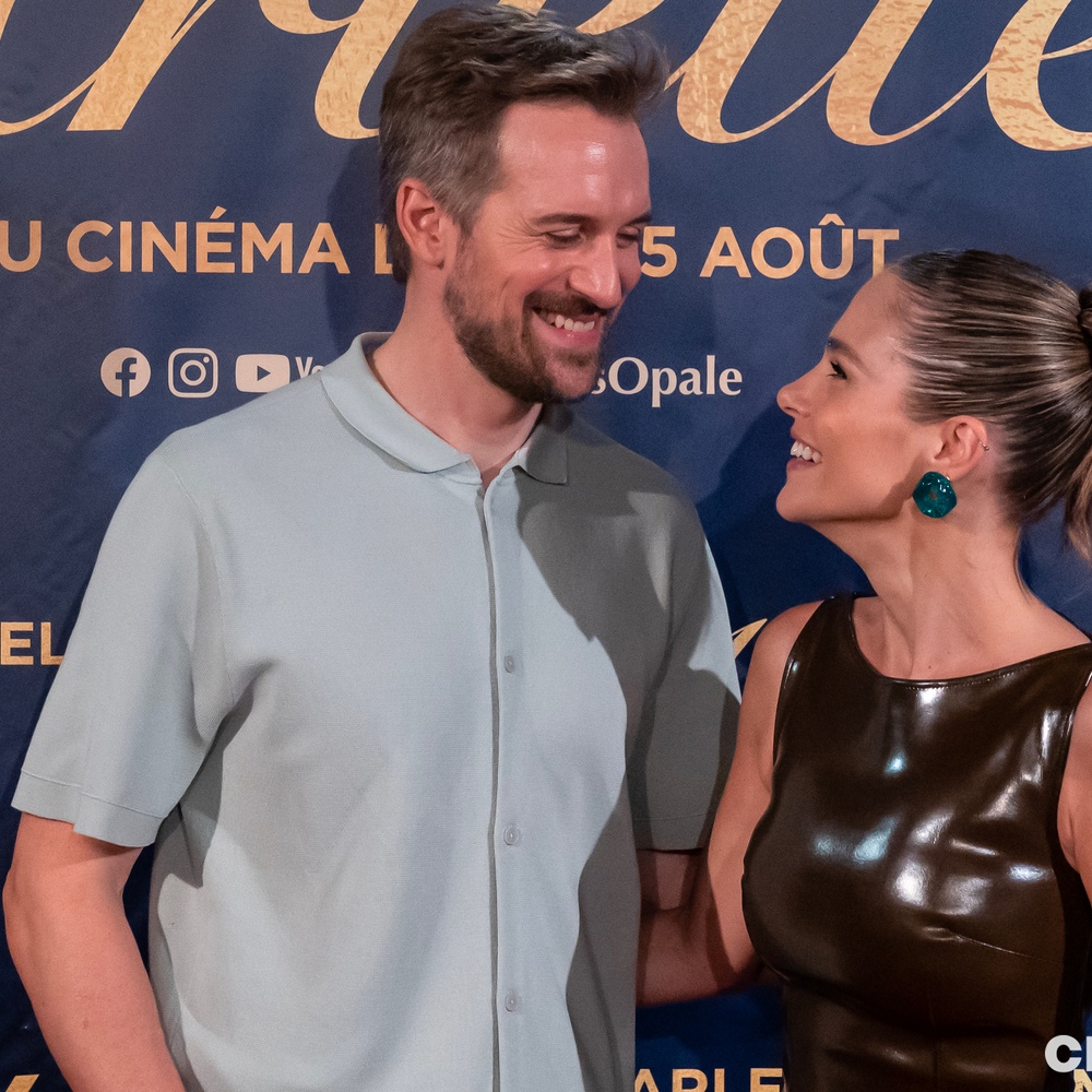 Sur le tapis rouge du film Arlette